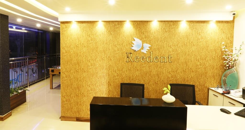 Ридент Стоматологический и Кожи Косметическая клиника